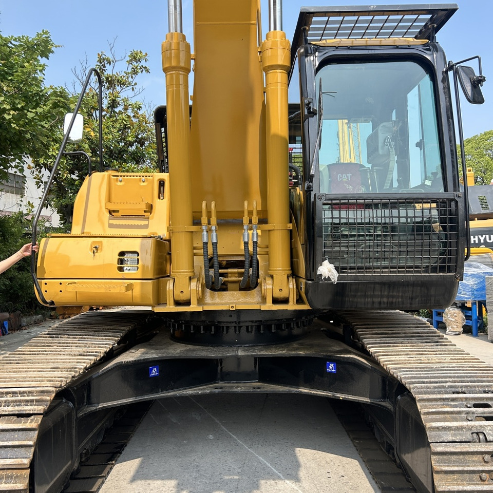 CAT 325C - 履带式挖掘机:图4 CAT 325C - 履带式挖掘机:图4