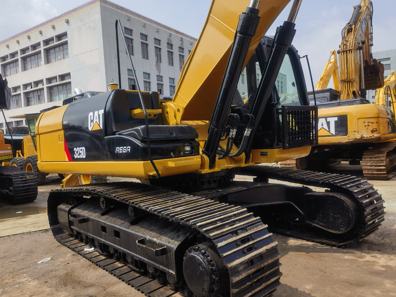 CATERPILLAR CAT 325D Excavator - 履带式挖掘机:图4 CATERPILLAR CAT 325D Excavator - 履带式挖掘机:图4