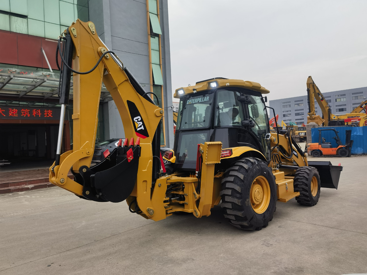 Cat 420F backhoe loader - 反铲装载机:图1 Cat 420F backhoe loader - 反铲装载机:图1