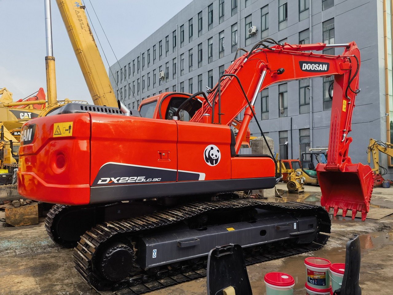 DOOSAN Doosan DX225LC Crawler excavator - 履带式挖掘机:图4 DOOSAN Doosan DX225LC Crawler excavator - 履带式挖掘机:图4