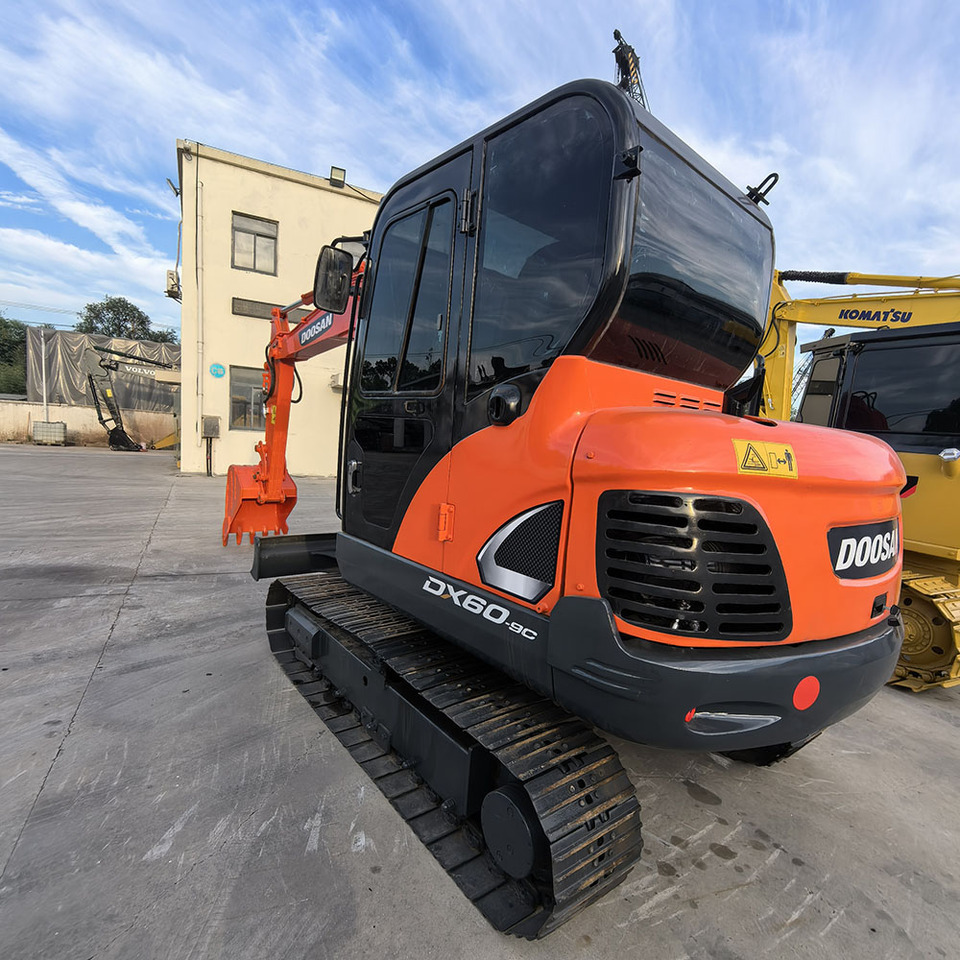 Doosan Dx60 Crawler Excavator - 履带式挖掘机:图4 Doosan Dx60 Crawler Excavator - 履带式挖掘机:图4