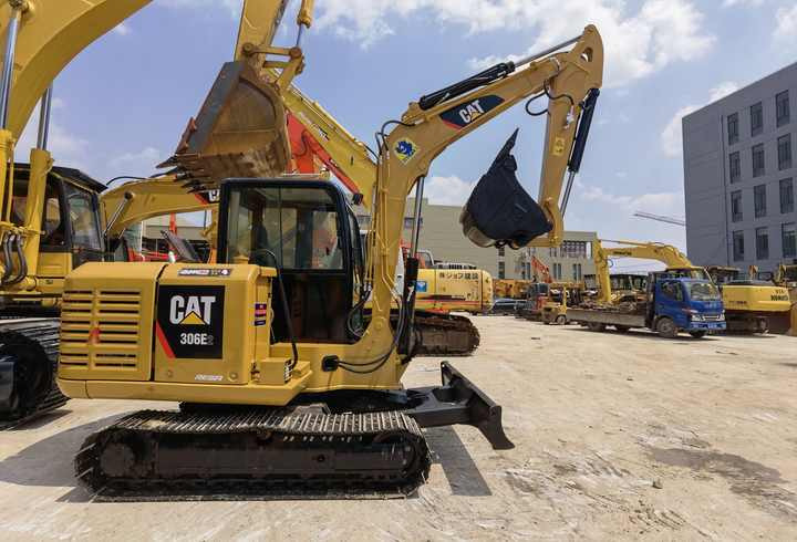 Good Condition Mini Excavator 7.5Ton Cat 306e2 Hydraulic Crawler second hand Mini digger For Sale - 履带式挖掘机:图2 Good Condition Mini Excavator 7.5Ton Cat 306e2 Hydraulic Crawler second hand Mini digger For Sale - 履带式挖掘机:图2