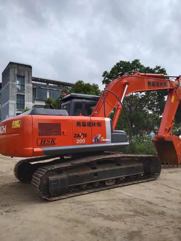 Hitachi ZX200 Excavator - 履带式挖掘机:图1 Hitachi ZX200 Excavator - 履带式挖掘机:图1