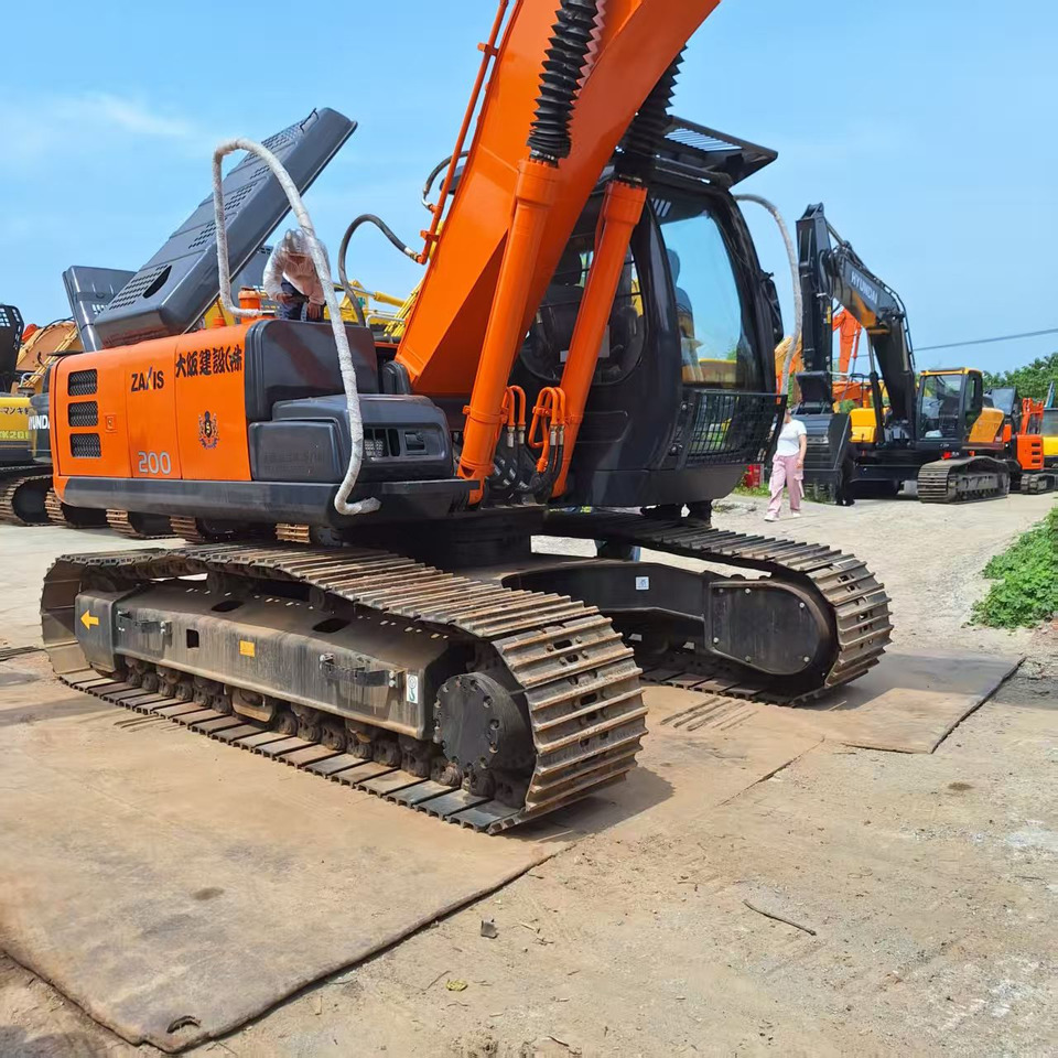 Hitachi ZX200G Excavator - 履带式挖掘机:图2 Hitachi ZX200G Excavator - 履带式挖掘机:图2