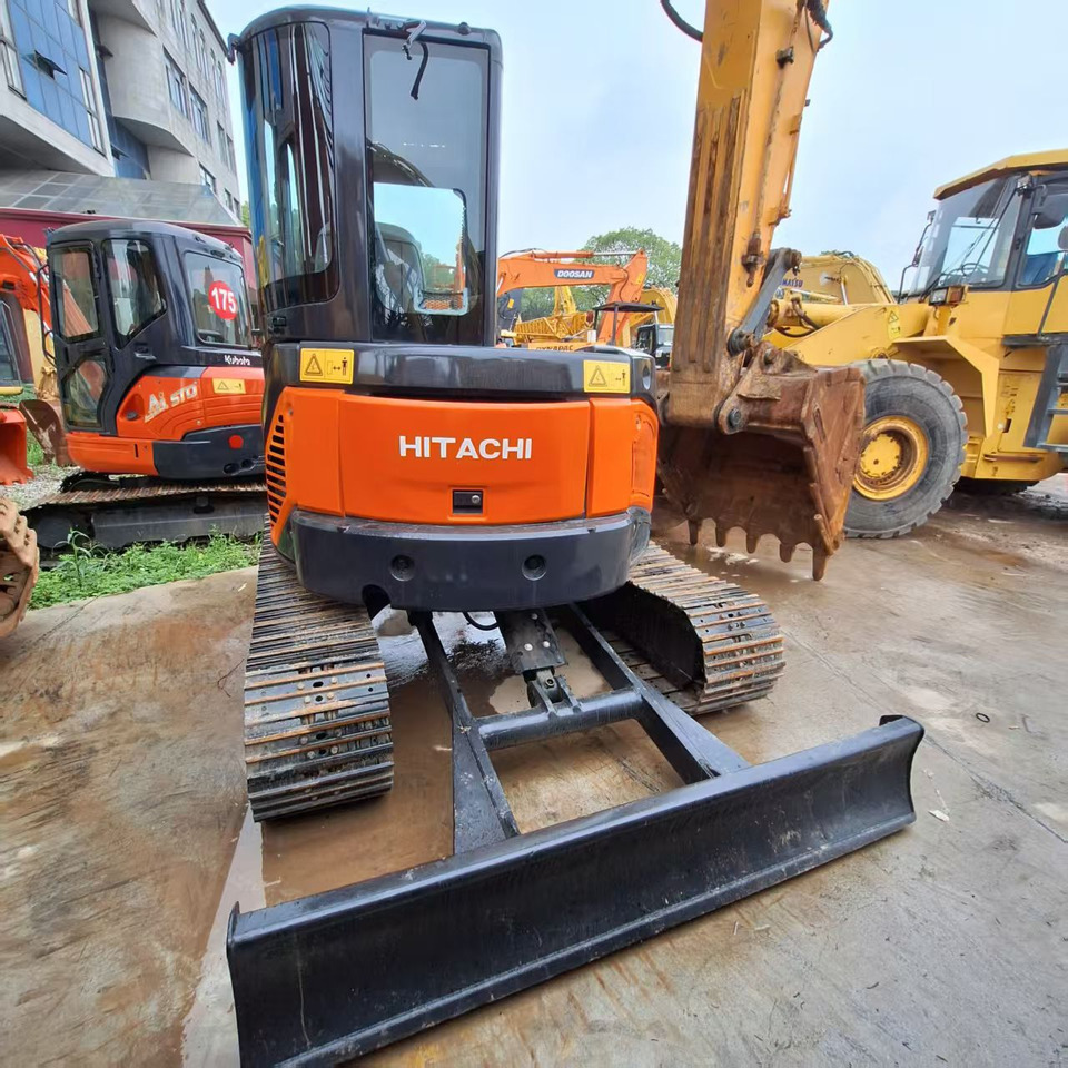Hitachi ZX50 Excavator - 履带式挖掘机:图3 Hitachi ZX50 Excavator - 履带式挖掘机:图3