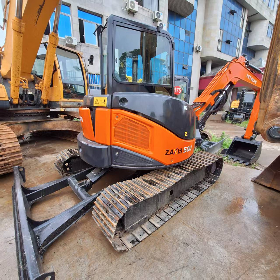Hitachi ZX50 Excavator - 履带式挖掘机:图2 Hitachi ZX50 Excavator - 履带式挖掘机:图2