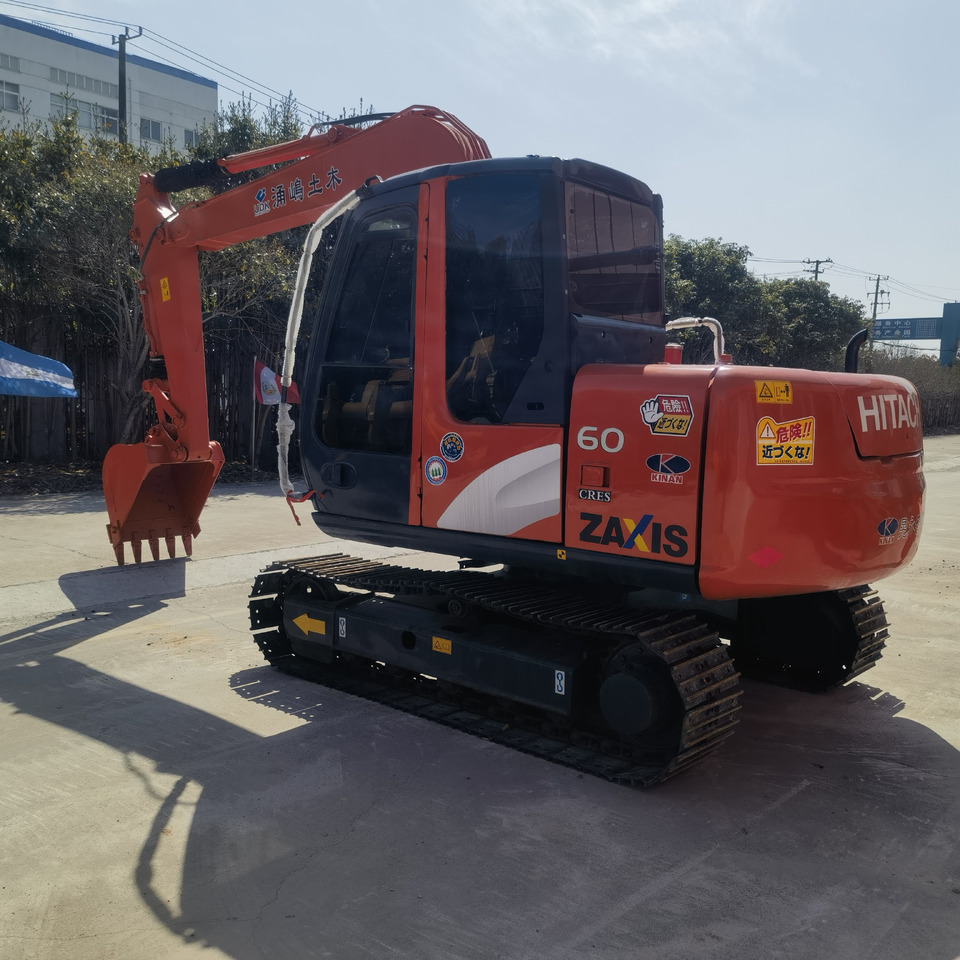 Hitachi ZX60 Excavator - 履带式挖掘机:图5 Hitachi ZX60 Excavator - 履带式挖掘机:图5