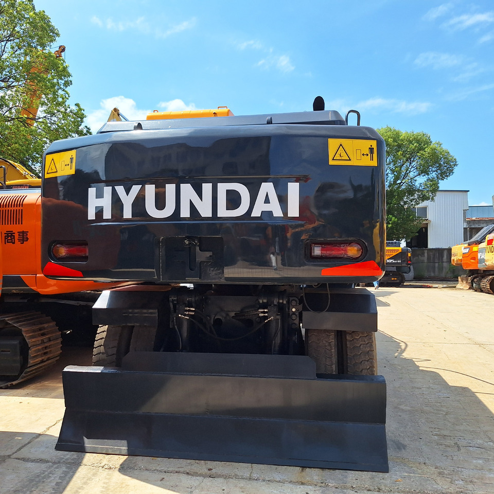 Hyundai 210w-9T wheel excavator - 轮式挖掘机:图4 Hyundai 210w-9T wheel excavator - 轮式挖掘机:图4