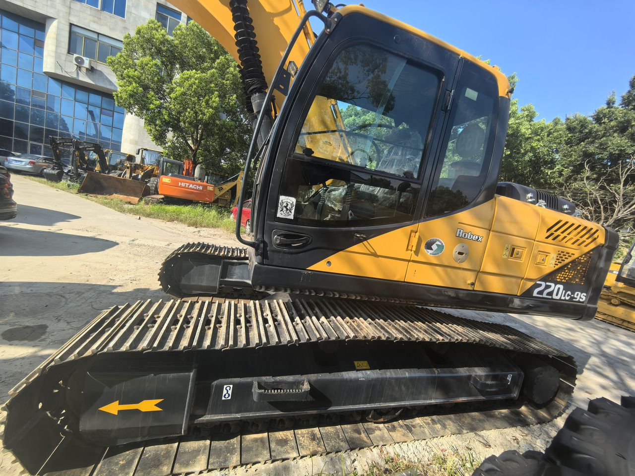 Hyundai 220lc-9s excavator - 轮式挖掘机:图3 Hyundai 220lc-9s excavator - 轮式挖掘机:图3