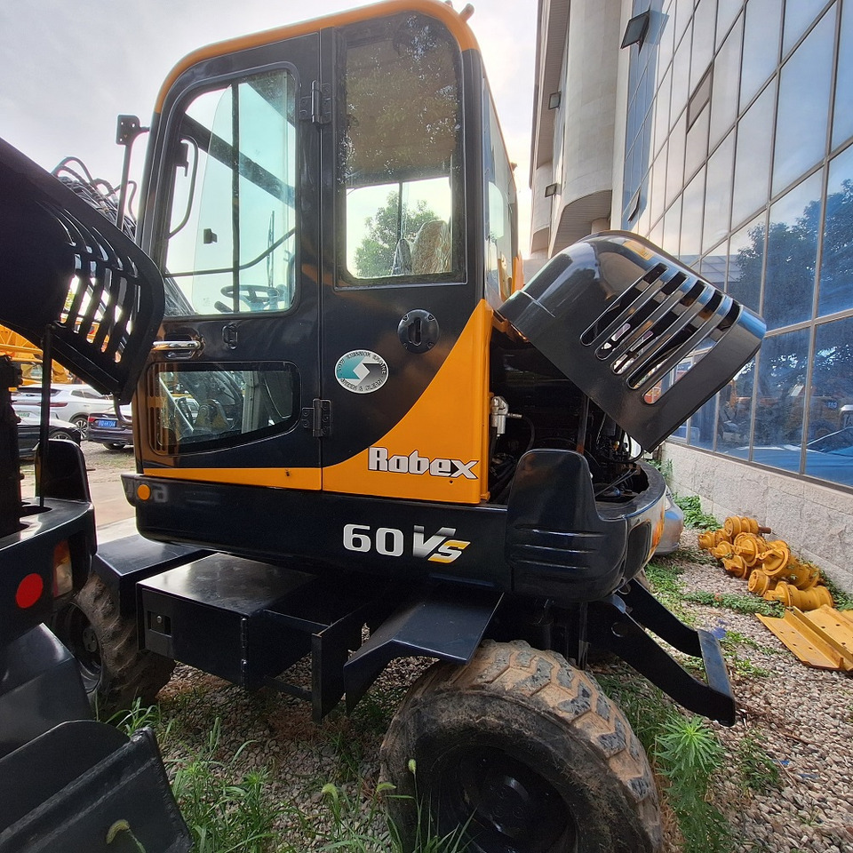 Hyundai 60vs excavator - 轮式挖掘机:图3 Hyundai 60vs excavator - 轮式挖掘机:图3