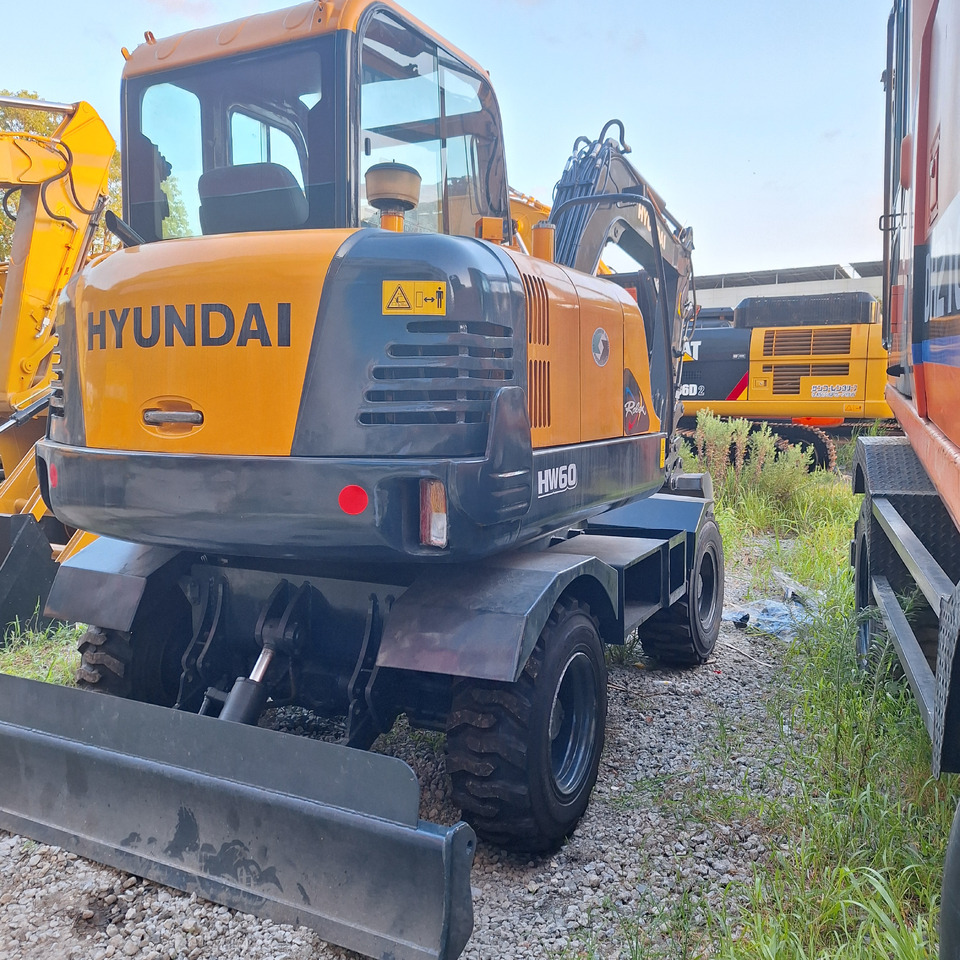 Hyundai HW60 excavator - 轮式挖掘机:图3 Hyundai HW60 excavator - 轮式挖掘机:图3