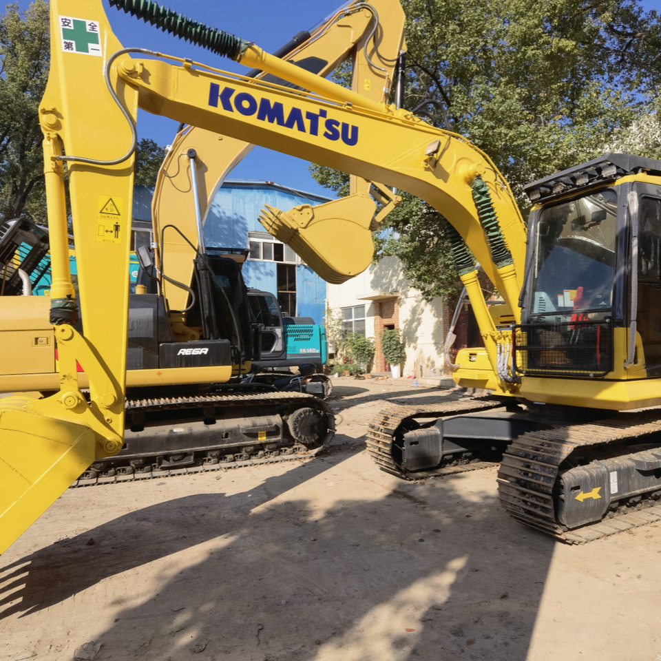 Komatsu PC130-7 Excavator - 履带式挖掘机:图1 Komatsu PC130-7 Excavator - 履带式挖掘机:图1