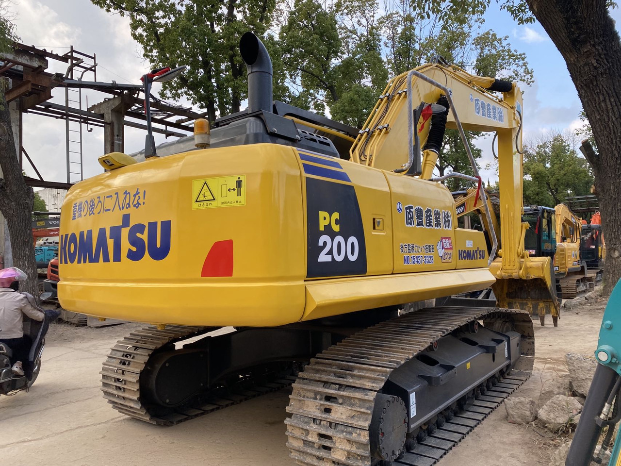 Komatsu PC200-8 Excavator - 履带式挖掘机:图4 Komatsu PC200-8 Excavator - 履带式挖掘机:图4