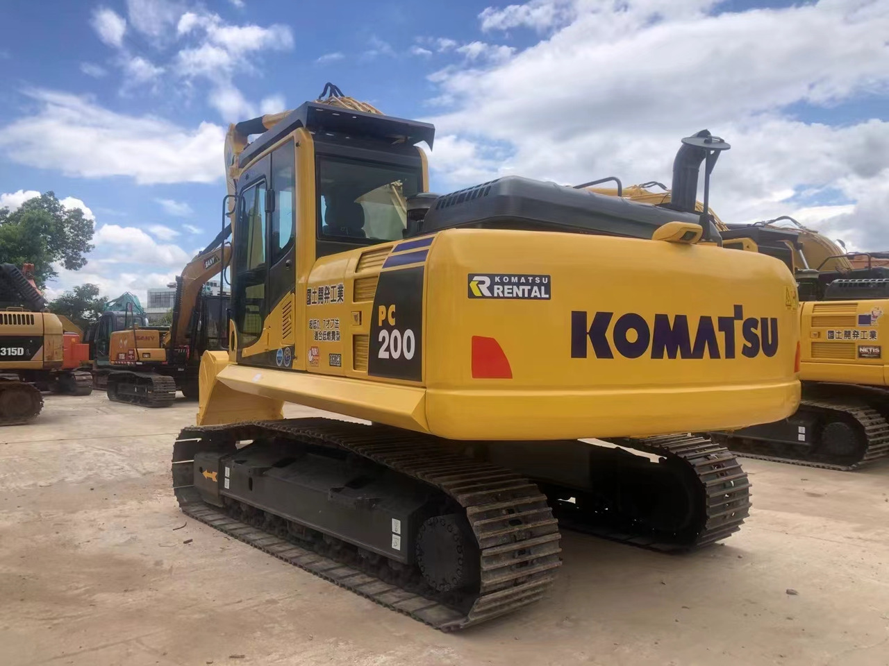 Komatsu PC200-8 Excavator - 履带式挖掘机:图2 Komatsu PC200-8 Excavator - 履带式挖掘机:图2