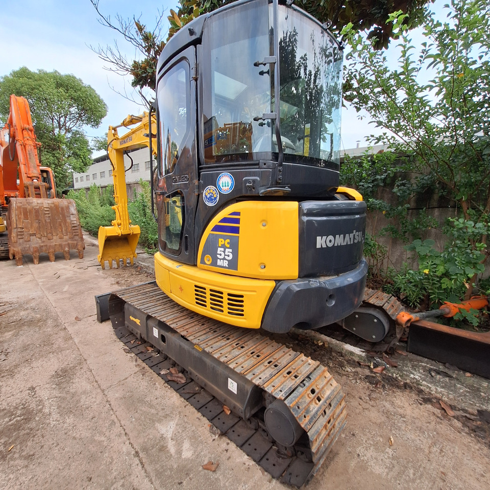 Komatsu PC55MR - 小型挖掘机:图3 Komatsu PC55MR - 小型挖掘机:图3