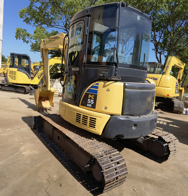 Komatsu PC55 - 小型挖掘机:图5 Komatsu PC55 - 小型挖掘机:图5