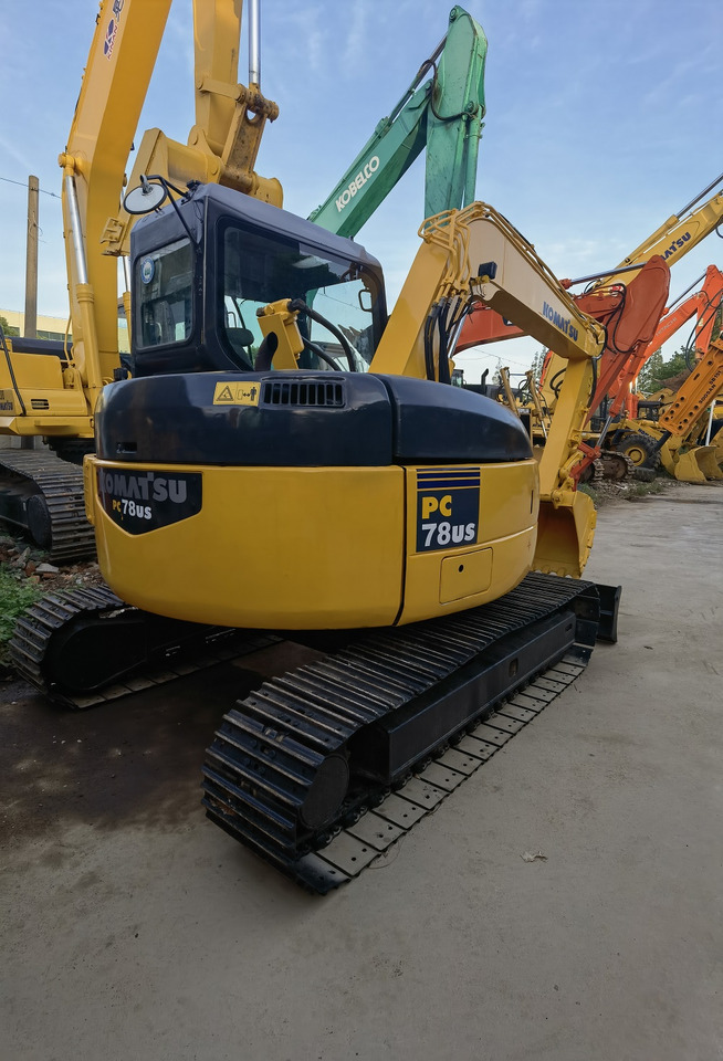 Komatsu pc78 Excavator - 履带式挖掘机:图1 Komatsu pc78 Excavator - 履带式挖掘机:图1