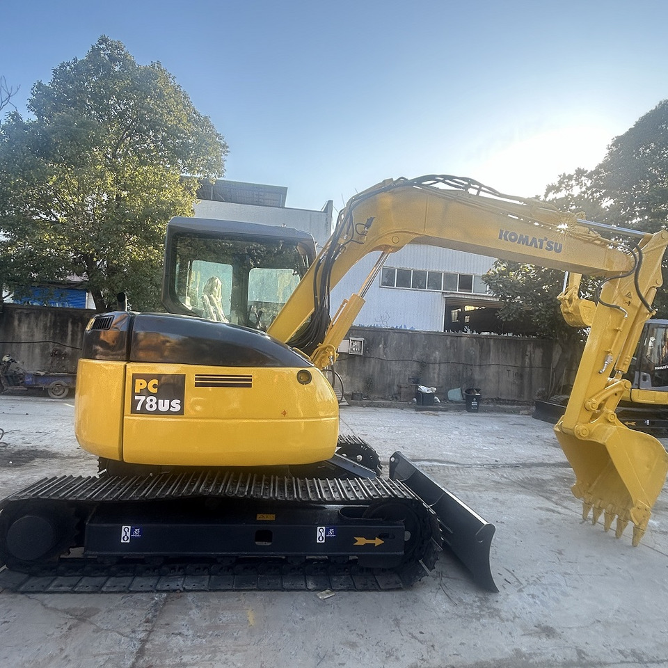 Komatsu pc78us Excavator - 履带式挖掘机:图1 Komatsu pc78us Excavator - 履带式挖掘机:图1
