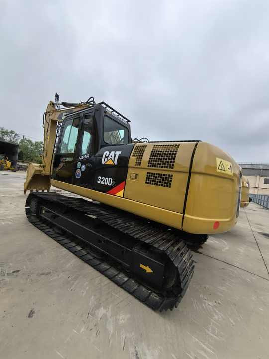 Cheap used excavator second hand cat 320D2 excavator used CAT excavator in stock - 履带式挖掘机:图4 Cheap used excavator second hand cat 320D2 excavator used CAT excavator in stock - 履带式挖掘机:图4