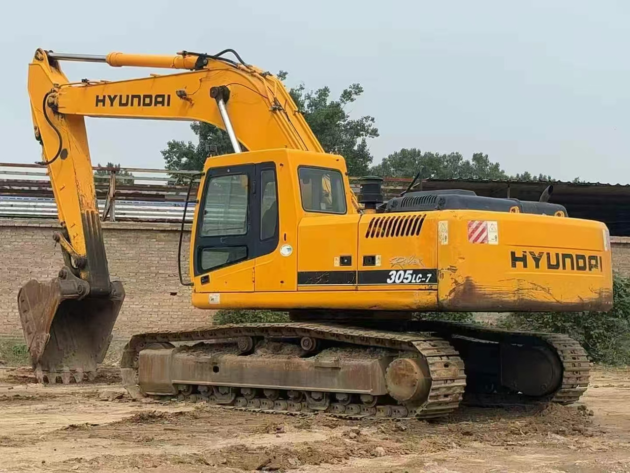 Hyundai 305lc-7 Excavator - 履带式挖掘机:图1 Hyundai 305lc-7 Excavator - 履带式挖掘机:图1