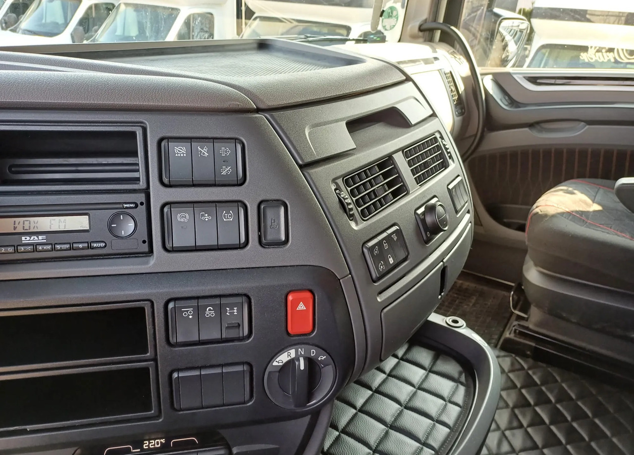 DAF XF 480 SUPER SPACE CAB / ZESTAW TANDEM PRZEJAZDOWY 120m3 租赁 DAF XF 480 SUPER SPACE CAB / ZESTAW TANDEM PRZEJAZDOWY 120m3:图15 DAF XF 480 SUPER SPACE CAB / ZESTAW TANDEM PRZEJAZDOWY 120m3 租赁 DAF XF 480 SUPER SPACE CAB / ZESTAW TANDEM PRZEJAZDOWY 120m3:图15