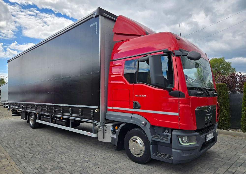 MAN TGL 12.250 - 侧帘卡车:图3 MAN TGL 12.250 - 侧帘卡车:图3