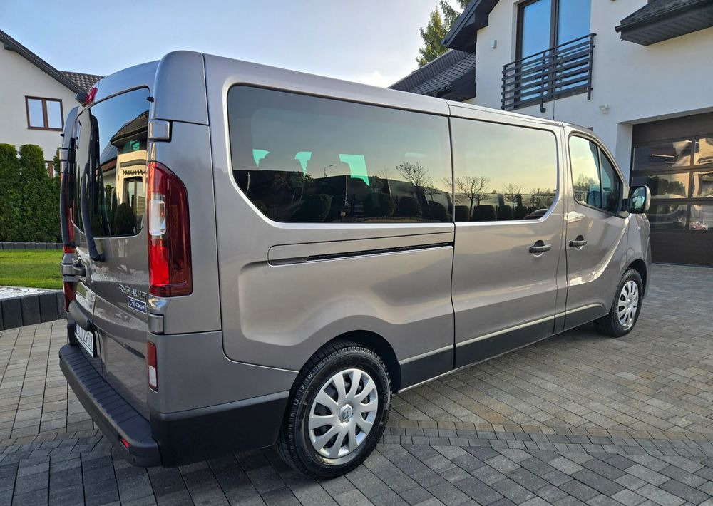 Renault Trafic Grand SpaceClass 2.0 dCi EDC - 汽车:图5 Renault Trafic Grand SpaceClass 2.0 dCi EDC - 汽车:图5