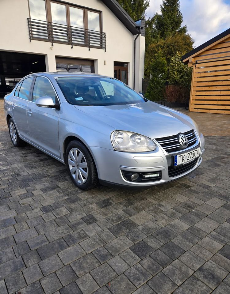 Volkswagen Jetta 2.0 TDI Sportline - 轿车:图3 Volkswagen Jetta 2.0 TDI Sportline - 轿车:图3