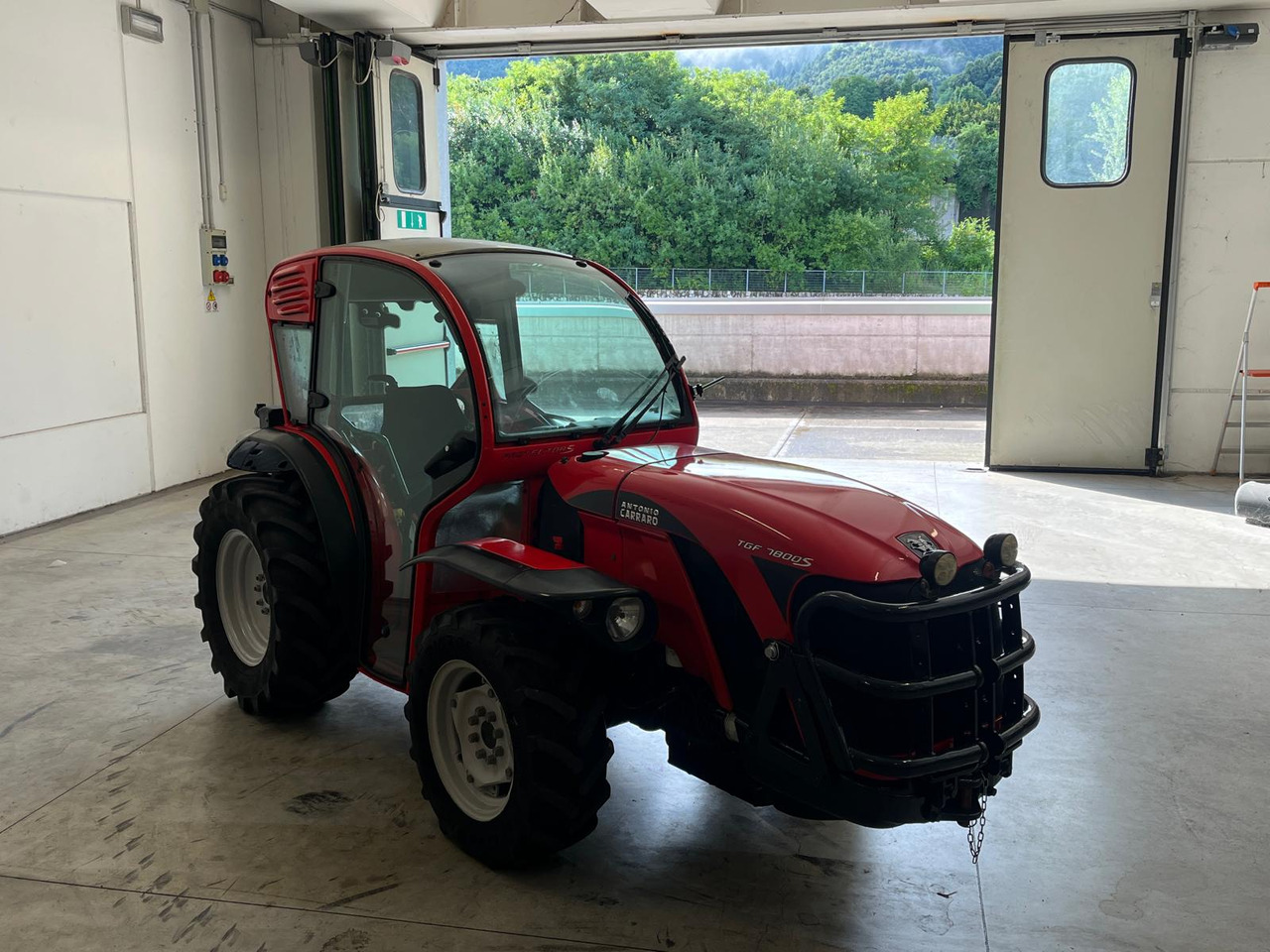 ANTONIO CARRARO TGF 7800S - 拖拉机:图4 ANTONIO CARRARO TGF 7800S - 拖拉机:图4