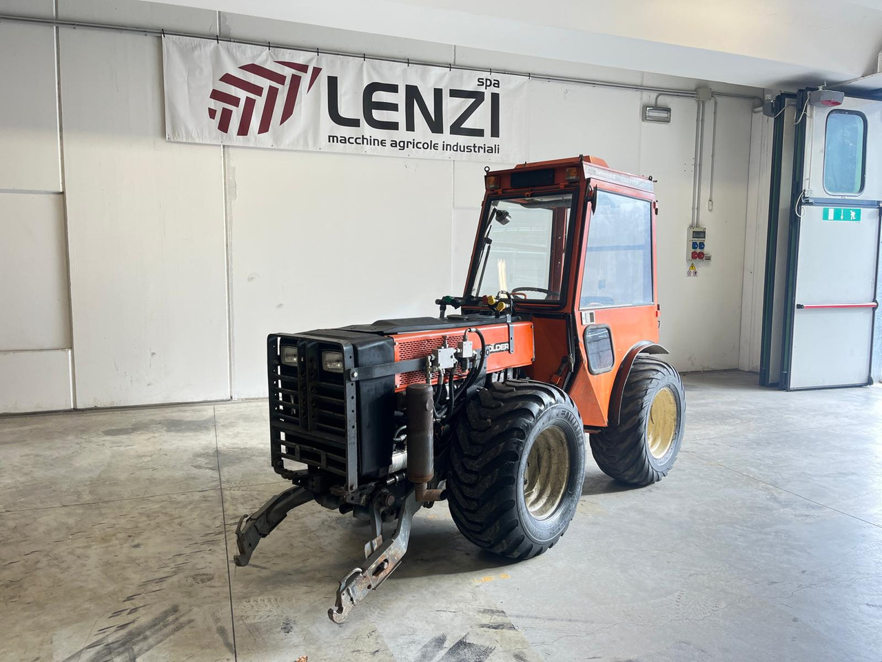 HOLDER CULTITRAC 411 - 拖拉机:图2 HOLDER CULTITRAC 411 - 拖拉机:图2