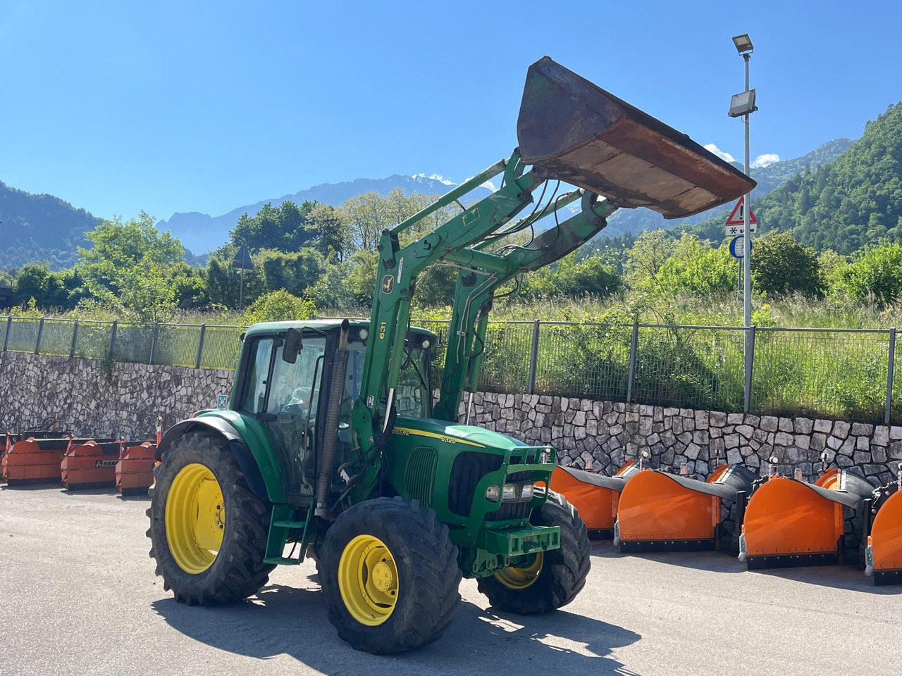 TRATTORE JOHN DEERE 6320 - 拖拉机:图3 TRATTORE JOHN DEERE 6320 - 拖拉机:图3