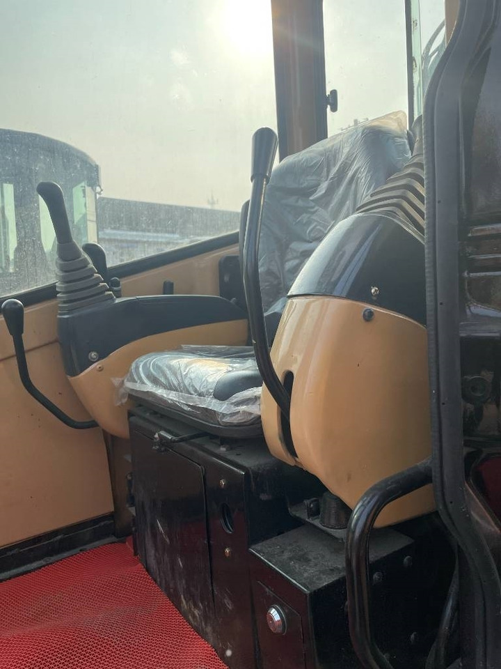 CAT 303.5 E CR - 履带式挖掘机:图5 CAT 303.5 E CR - 履带式挖掘机:图5
