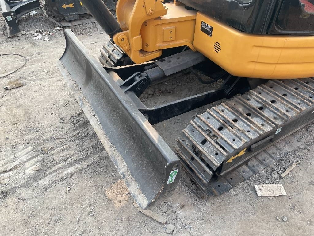 CAT 303.5 E CR - 履带式挖掘机:图4 CAT 303.5 E CR - 履带式挖掘机:图4