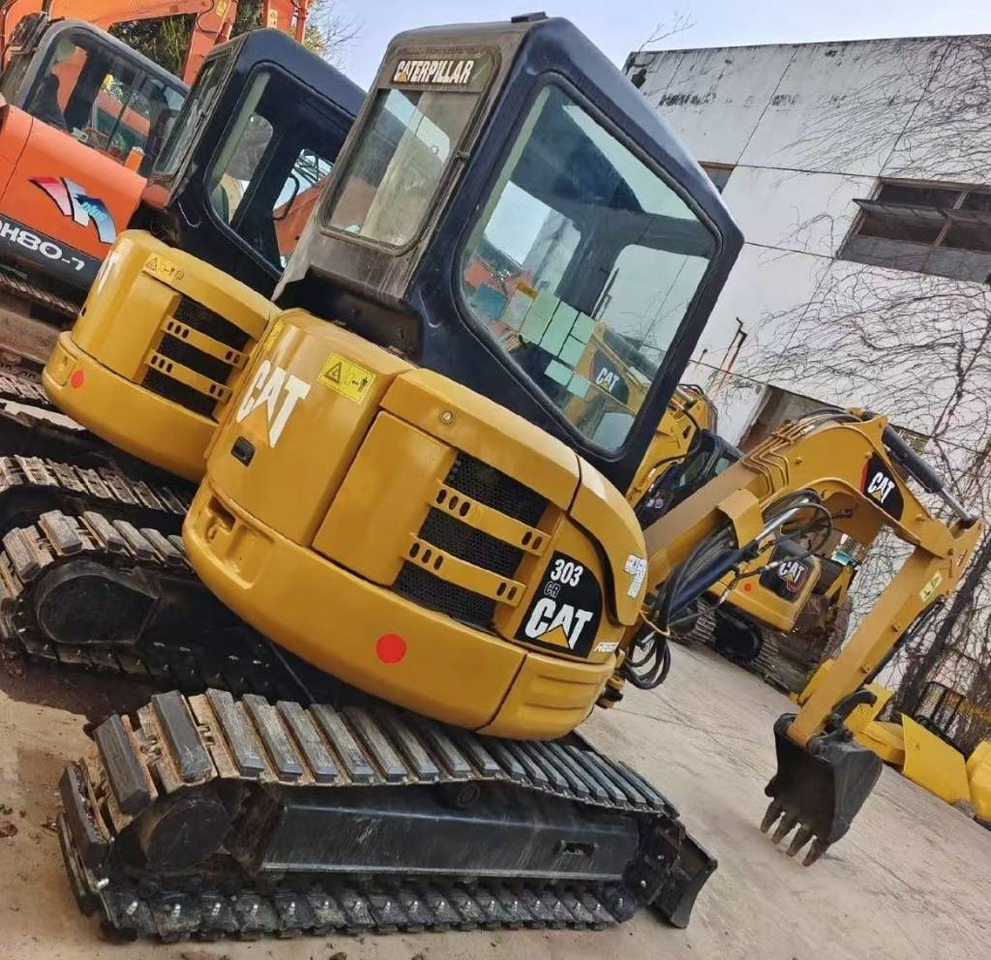 CAT 303 CR - 小型挖掘机:图3 CAT 303 CR - 小型挖掘机:图3