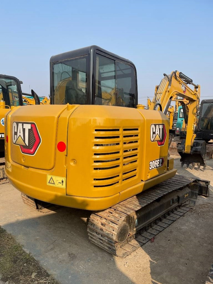 CAT 306E2 - 小型挖掘机:图2 CAT 306E2 - 小型挖掘机:图2