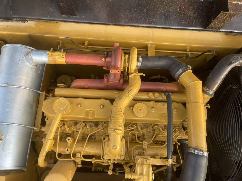 CAT 320 B  - 履带式挖掘机:图4 CAT 320 B  - 履带式挖掘机:图4