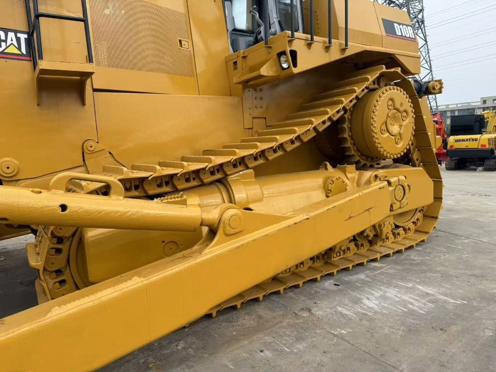 CAT D 10 R - 推土机:图2 CAT D 10 R - 推土机:图2
