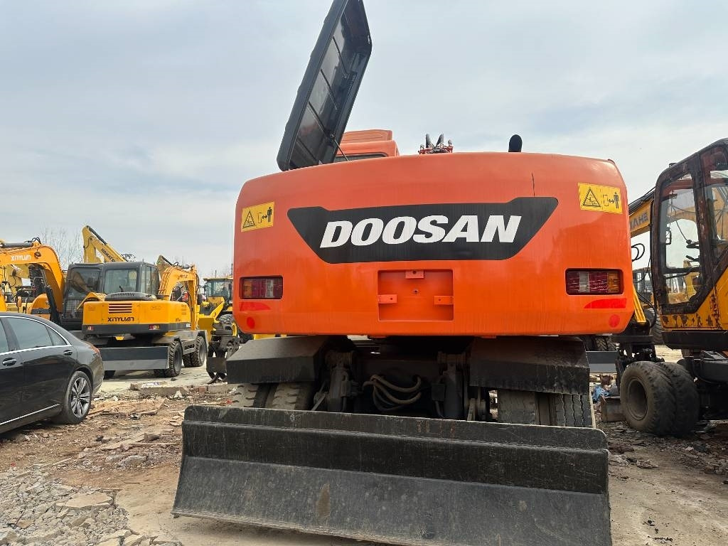 Doosan DH 150 W-7  - 轮式挖掘机:图4 Doosan DH 150 W-7  - 轮式挖掘机:图4