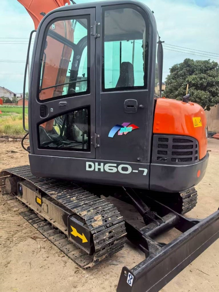 Doosan DH 60-7 - 小型挖掘机:图5 Doosan DH 60-7 - 小型挖掘机:图5