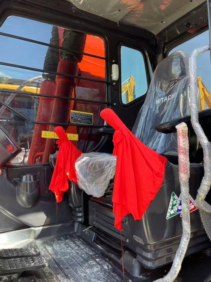 Hitachi ZX 120 - 履带式挖掘机:图4 Hitachi ZX 120 - 履带式挖掘机:图4