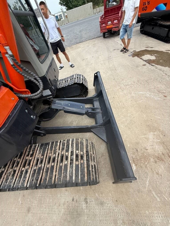 Hitachi ZX 55 - 小型挖掘机:图3 Hitachi ZX 55 - 小型挖掘机:图3