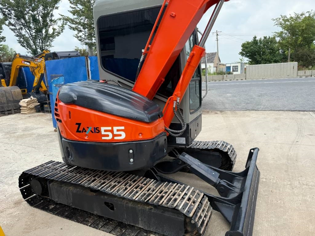 Hitachi ZX 55 - 小型挖掘机:图4 Hitachi ZX 55 - 小型挖掘机:图4