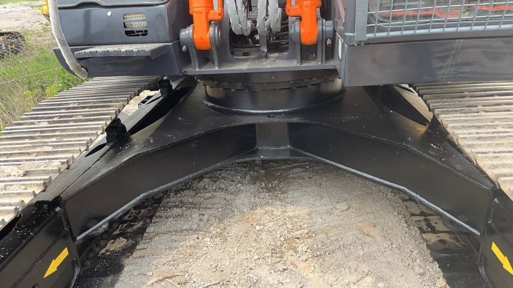 Hitachi ZX 70 - 小型挖掘机:图5 Hitachi ZX 70 - 小型挖掘机:图5