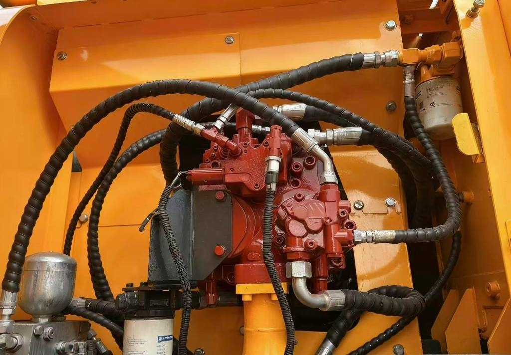 Hyundai 210W -9  - 轮式挖掘机:图5 Hyundai 210W -9  - 轮式挖掘机:图5