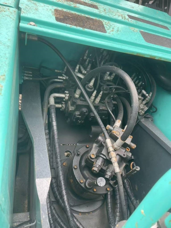 Kobelco 200 - 履带式挖掘机:图4 Kobelco 200 - 履带式挖掘机:图4