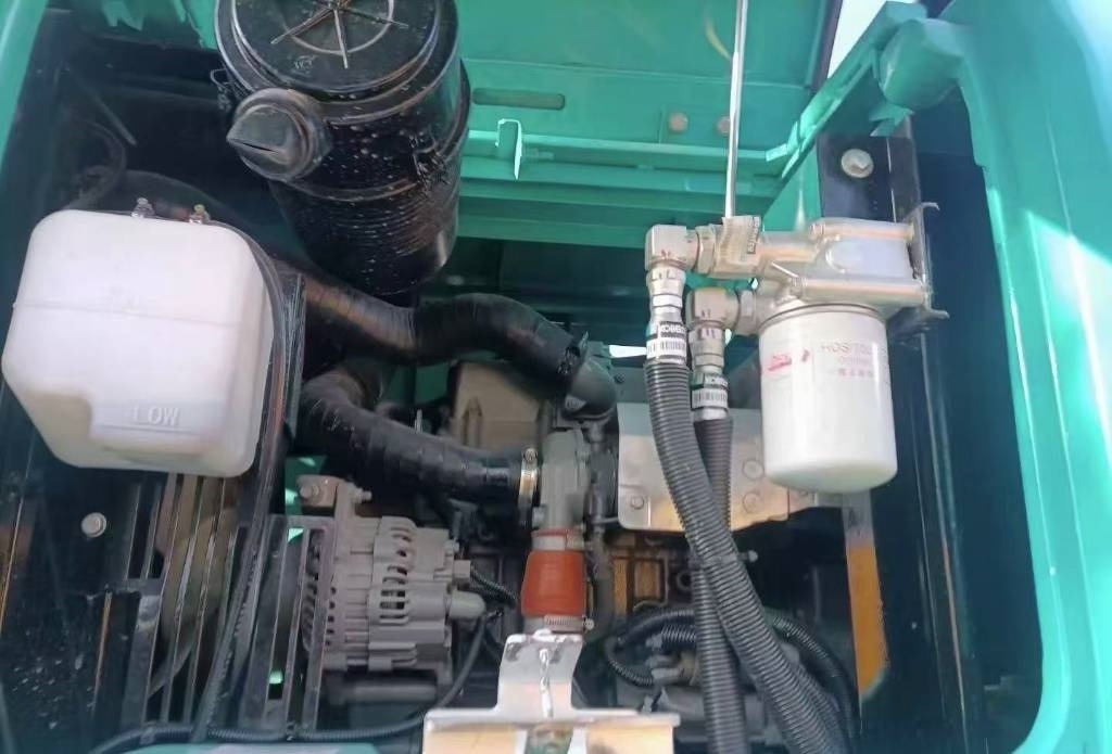 Kobelco SK 75 - 履带式挖掘机:图2 Kobelco SK 75 - 履带式挖掘机:图2