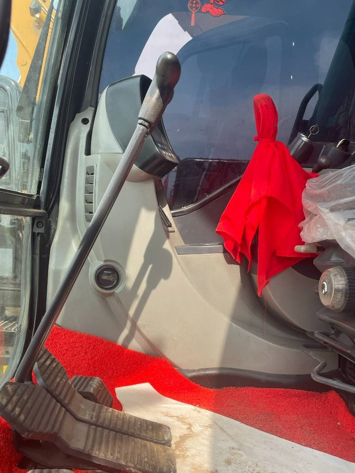 Kobelco SK 75 - 履带式挖掘机:图4 Kobelco SK 75 - 履带式挖掘机:图4