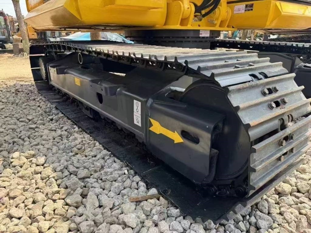 Komatsu PC 130 - 履带式挖掘机:图5 Komatsu PC 130 - 履带式挖掘机:图5