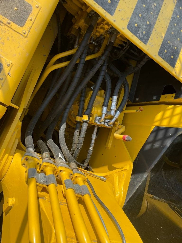 履带式挖掘机 Komatsu PC 210-8:图9 履带式挖掘机 Komatsu PC 210-8:图9