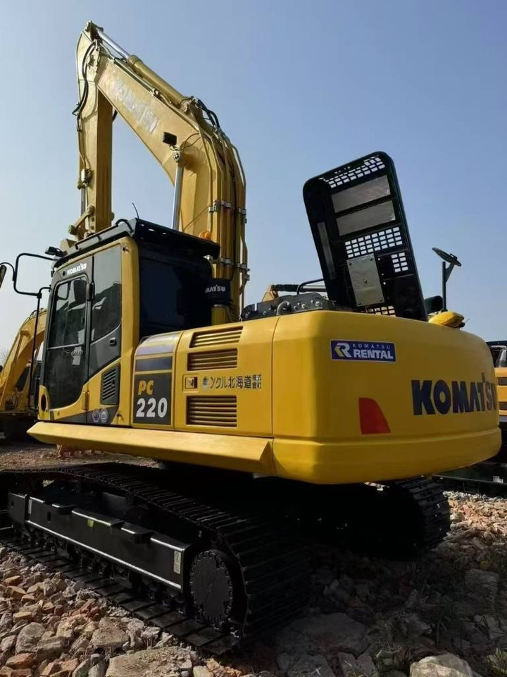Komatsu PC 220-8 - 履带式挖掘机:图1 Komatsu PC 220-8 - 履带式挖掘机:图1